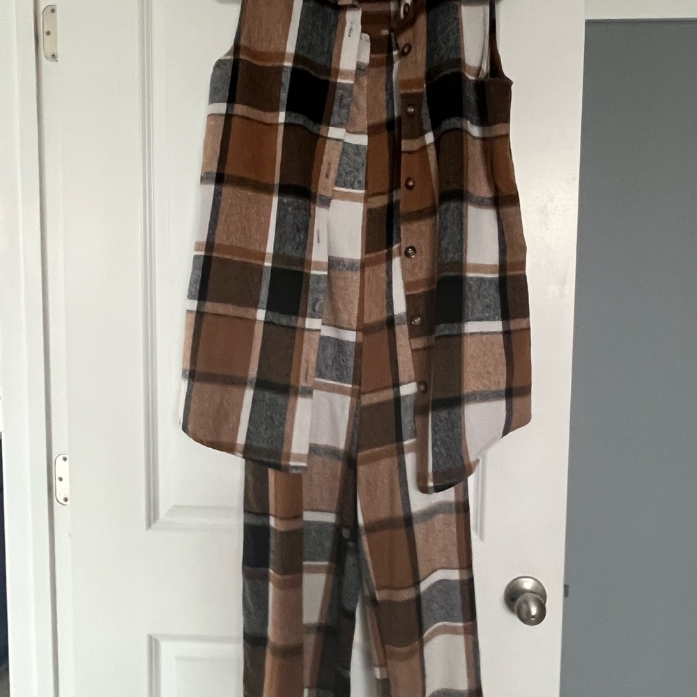 Plaid Sleeveless Top and Pants Set